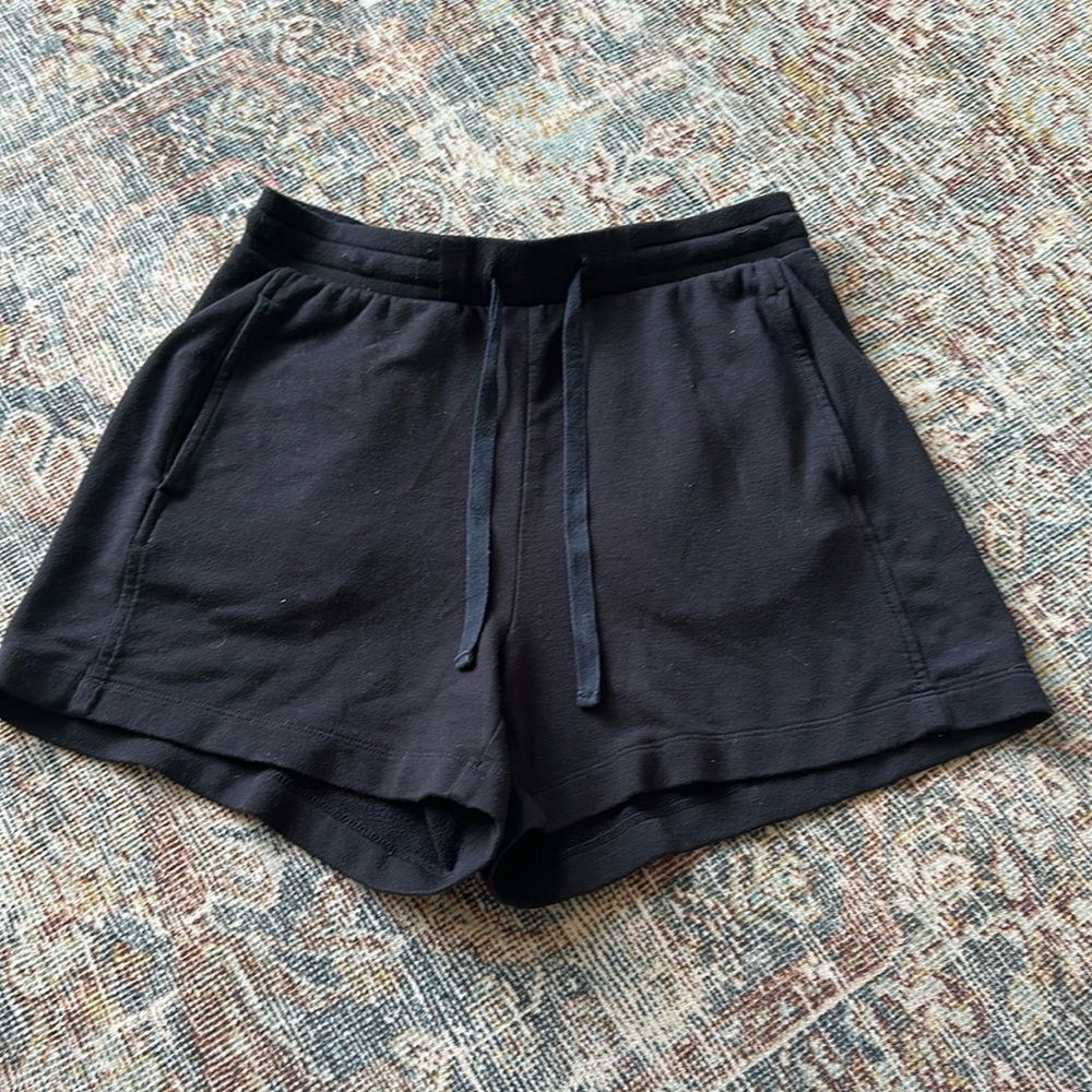 Women’s Lou and Grey Signature Soft shorts